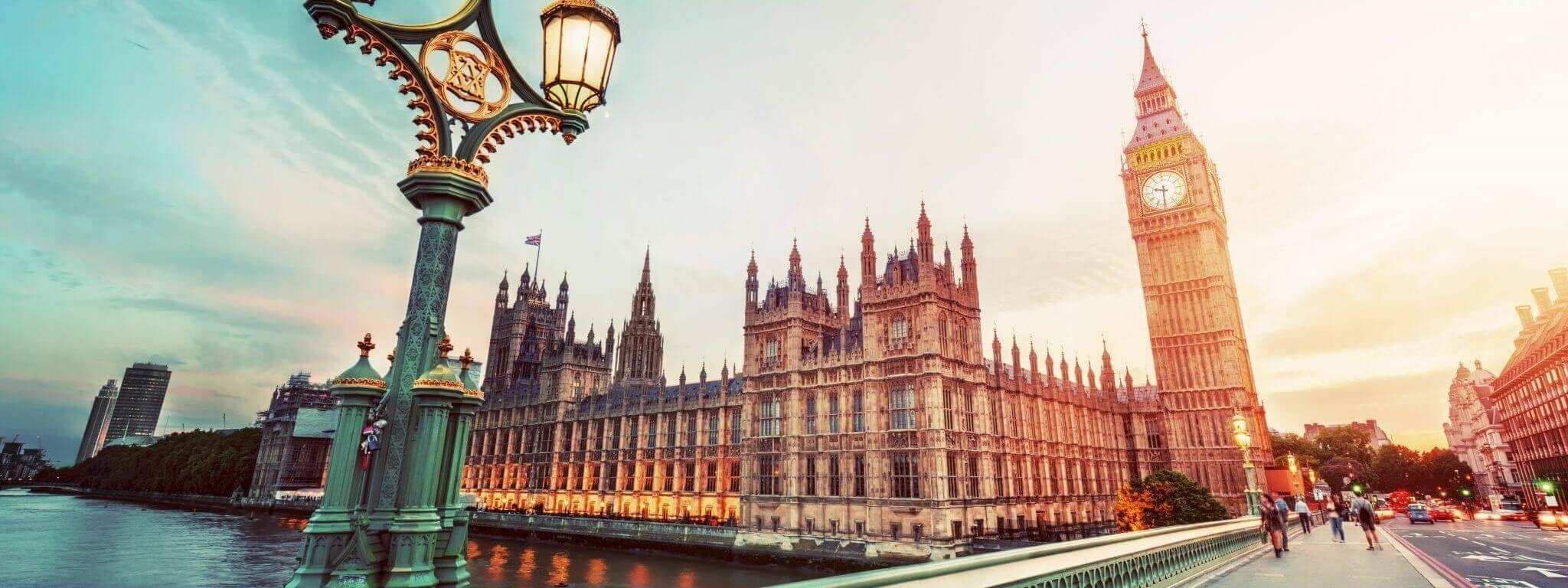 英国の不動産を所有するオフショア法人の登記について